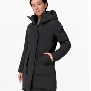 Lululemon Winter Warrior Parka - Black, 6